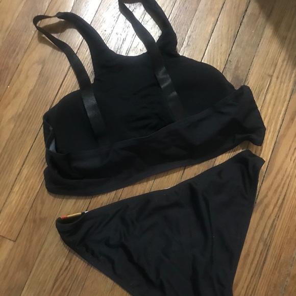 Aztec tribal cropped bikini - Picture 3 of 3